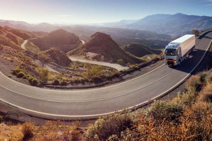 El déficit de inversión en carreteras lastra la economía, según Acex