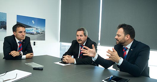 Jordi Romero, director general, Luis Bonasa y Javier del Mazo de Schmitz Cargobull Ibérica