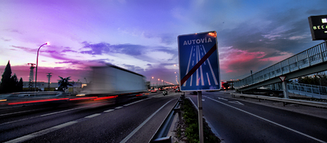 carretera de noche