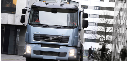 Volvo Trucks lanza el primer camión híbrido pesado en Europa