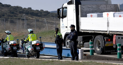 inspección de transporte y pesajes de camiones