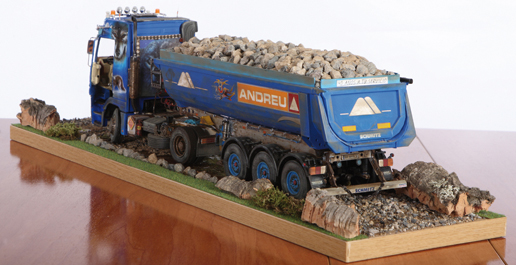 Modelismo: Mercedes Benz Actros 1853 Dump Truck