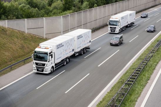 Vehículos acoplados en modo platooning
