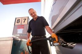 La CETM ve insuficientes las medidas del Gobierno y exige más ante la subida del combustible