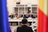 Comisario de Transportes en reunión