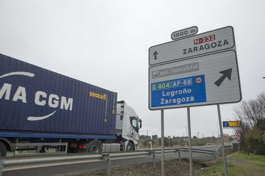 Carretera N-232 a su paso por La Rioja