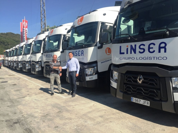 Renault Trucks T 460 Sleeper Cab