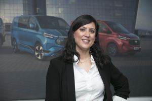 Marta Henríquez, Ford Pro