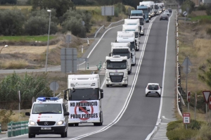 Marchas lentas en la provincia de Lérida en protesta por la prohibición de usar la N-340 y N-240