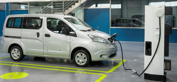 Nissan inicia la producción de la e-NV200 eléctrica