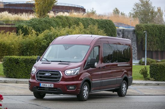 Contacto Ford Transit Kombi EcoBlue Hybrid