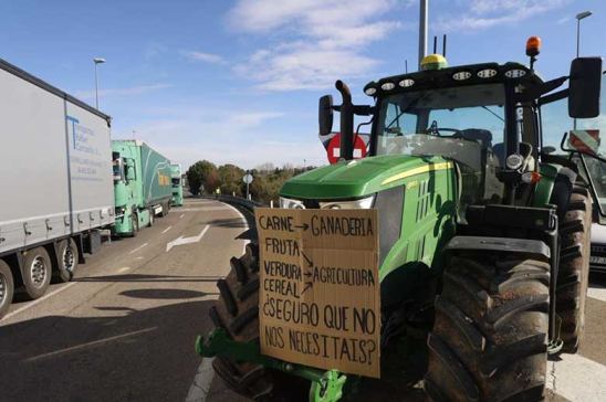 Cortes de carreteras por agricultores