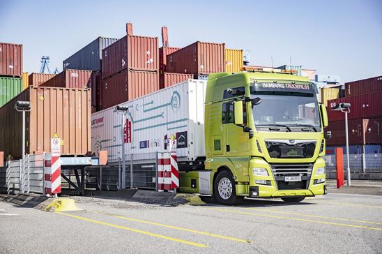 Camión autónomo MAN en el Puerto de Hamburgo