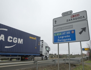 Carretera N-232 a su paso por La Rioja