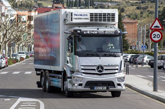 Mercedes-Benz Trucks apuesta por los camiones eléctricos