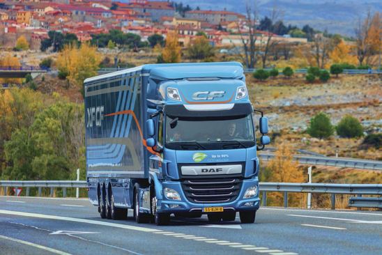 DAF CF 450 SPACE CAB