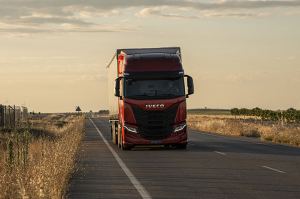 Nuevo Iveco S-WAY para larga distancia