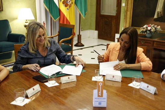 Acuerdo AECOC-Ayuntamiento Granada