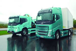 Volvo FMX 8x4 Tridem y FH 4x2