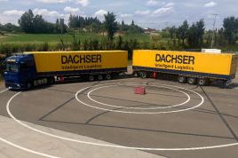 Presentado ADoS, el primer dolly inteligente direccional para camiones euromodulares