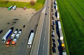 Transportes exceptúa los tiempos de conducción y descanso debido a las protestas agrícolas