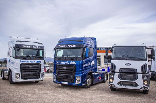 Camiones Ford Trucks en las instalaciones de Terramovil