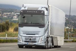 Transportes impulsa un Código de Buenas Prácticas para ordenar la contratación en el transporte por carretera