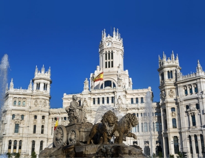 Plaza de Cibeles y Ayuntamiento de Madrid