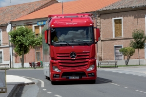 Mercedes-Benz Actros 1845 LS 4x2