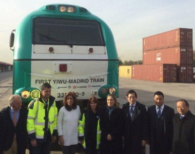 Ana Pastor en la recepción del tren