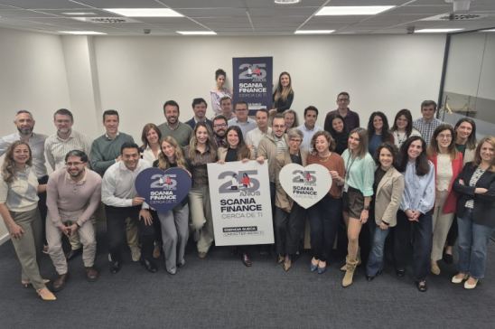 Scania Finance celebra 25 años apoyando al transporte