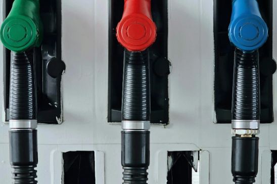 Gasolinera con combustible diesel