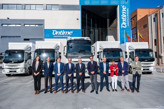 Entrega de camiones Volvo a Ontime