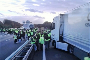 Cortes de carreteras en Francia por los chalecos amarillos