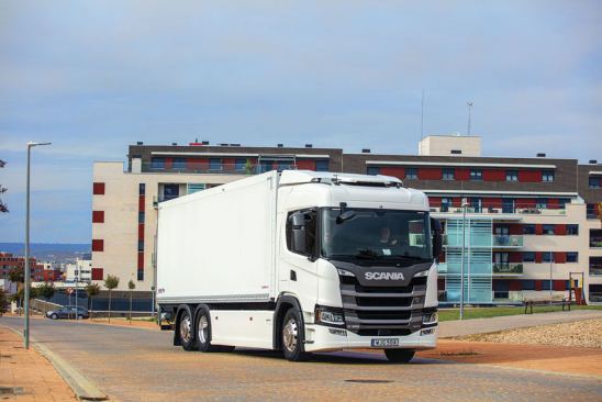 Scania G 320 B6X2 híbrido