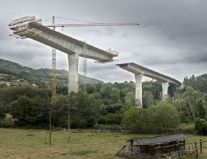 Puente en obras