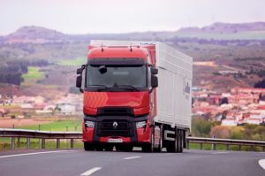 Contacto camión Renault Trucks T 520 Highcab