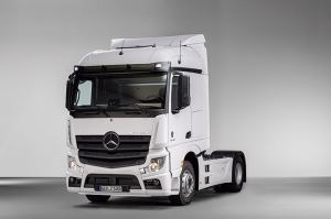 Nuevas versiones del Actros y Arocs de Mercedes