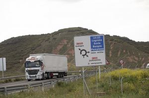 Carretera de La Rioja y acceso a autopista AP-68