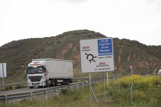 Carretera de La Rioja y acceso a autopista AP-68