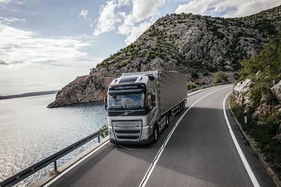 Volvo presenta su nueva gama de camiones a sus clientes españoles