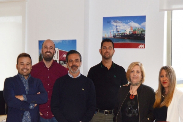 Equipo del Grupo Moldtrans en Las Palmas