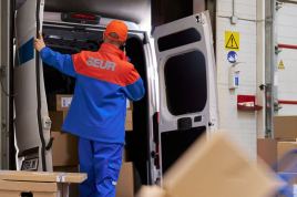 SEUR refuerza su plantilla con 2.800 puestos para Black Friday, Navidad y rebajas