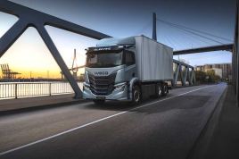 IVECO invita a clientes europeos clave a la S-eWay y eMoovy Experience