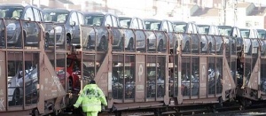 transporte de automóviles por ferrocarril