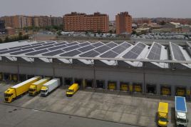 Correos apuesta por la energía fotovoltaica en sus centros logísticos