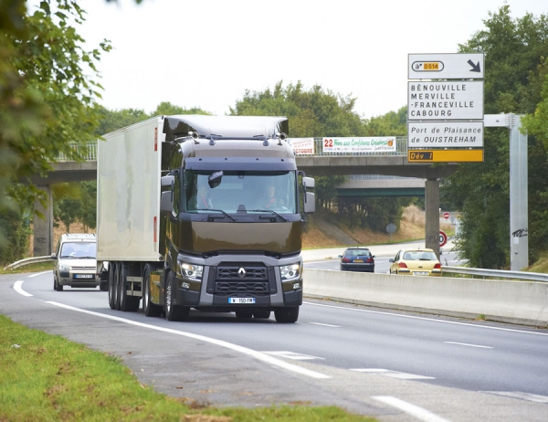 Qué documentos hay que llevar a bordo del camión para hacer transporte en Francia