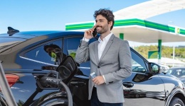 bp lanza Fuel & Charge, solución de repostaje y carga eléctrica para flotas