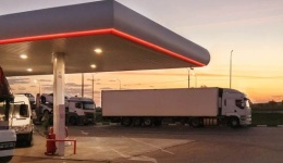La CETM reivindica la cláusula del combustible en el transporte
