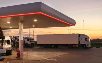 La CETM reivindica la cláusula del combustible en el transporte